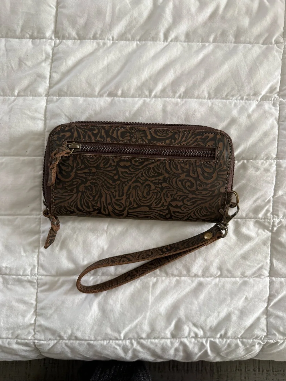 Women’s Tooled Leather Wristlet Wallet - Brown/Tan